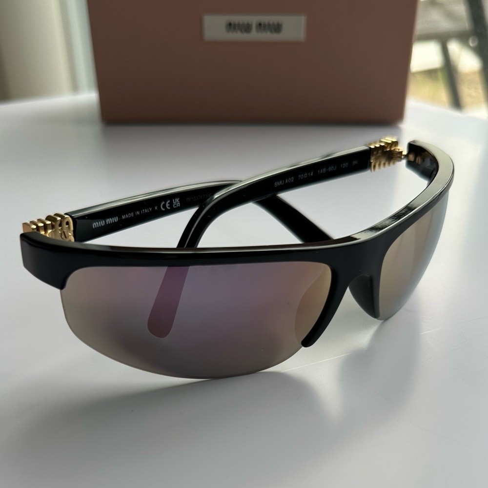 MiuMiu sunglasses MU A02S